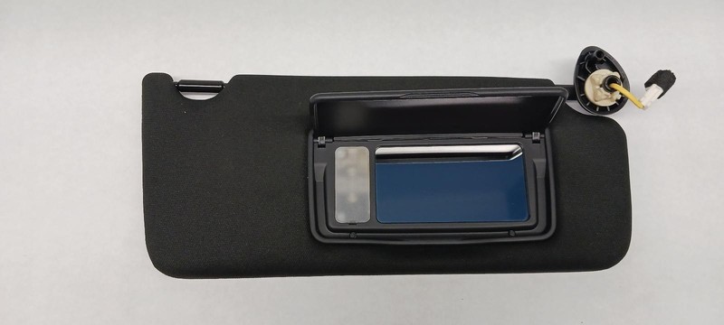 23-'24 HONDA HR-V right passenger Sun visor w/illumination black OEM Grade A!