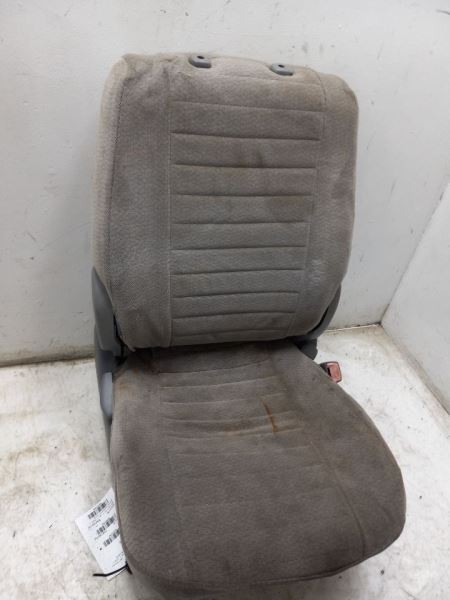 05-08 TOYOTA TACOMA FRONT PASSENGER RIGHT BUCKET SEAT MANUAL CLOTH 71110-AD020