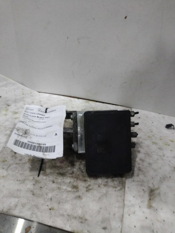 2017 Dodge Challenger ABS Pump & Motor Assembly OEM 68258644AA 102k Miles