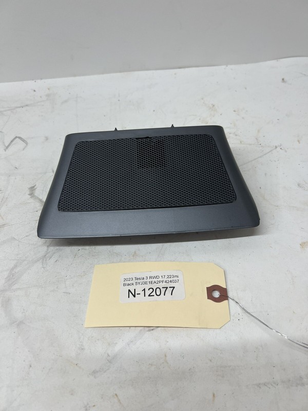 17-23 Tesla M3Dashboard Center Display Holder Bracket 1516779-00-C 12077 B28