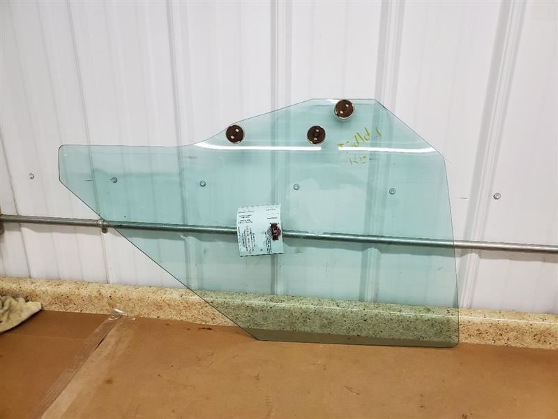 Passenger Right Front Door Glass Fits 80-81 5TH AVENUE 277572