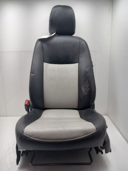 12-19 TOYOTA PRIUS C FRONT DRIVER LEFT BUCKET SEAT BLK-FF28