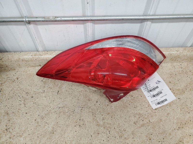 Passenger Right Tail Light Without LED Accent Fits 12-17 VELOSTER 302381