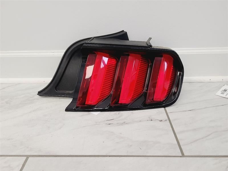 Passenger Right Tail Light Shelby GT350 Fits 15-18 MUSTANG 570550