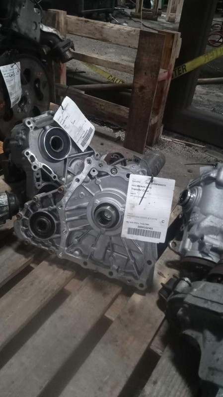 2015 INFINITI QX70 Transfer Case Assembly OEM 4WD 110K Miles Blue NJ25-14751
