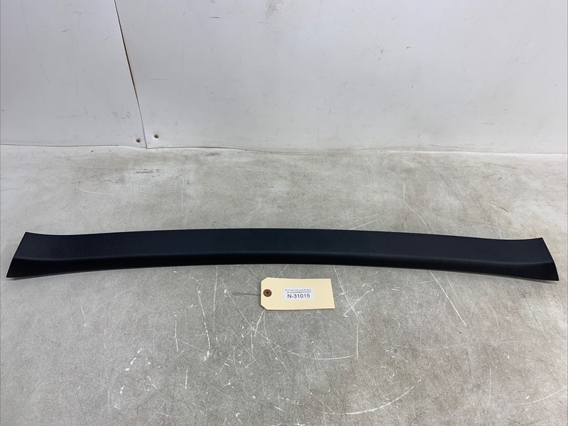 12-18 TESLA MODEL S 85 TAILGATE LIFTGATE TRUNK UPPER TRIM COVER PANEL 31015 U8