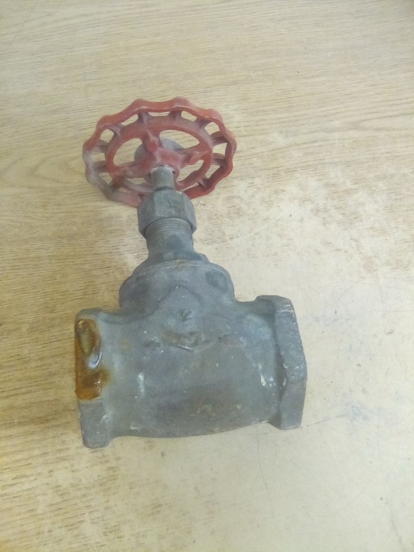 Milwaukee Fig. 502 2" Valve 125 SWP 200 WOG