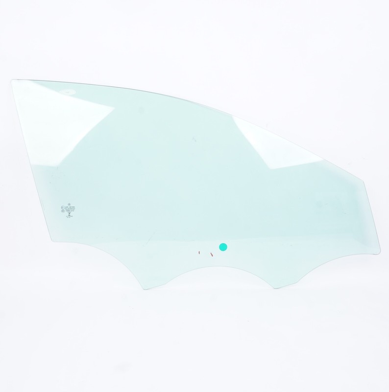 2015 - 2020 Mercedes X156 GLA45 GLA250 FRONT RIGHT WINDOW GLASS OEM