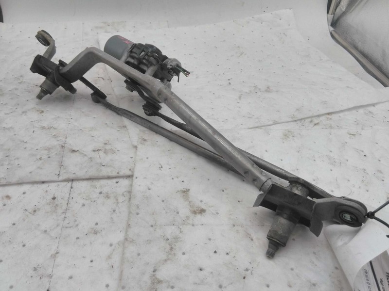 2015 Subaru Forester OEM Wiper Motor 86510SG010 153K Miles Grey