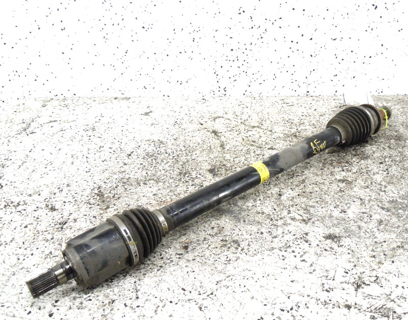 2016-2018 Kia Sorento 2.4L Front Axle Shaft Passenger Right OEM FWD