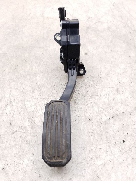 13 14 15 16 17 Lexus ES300H Accelerator Gas Pedal
