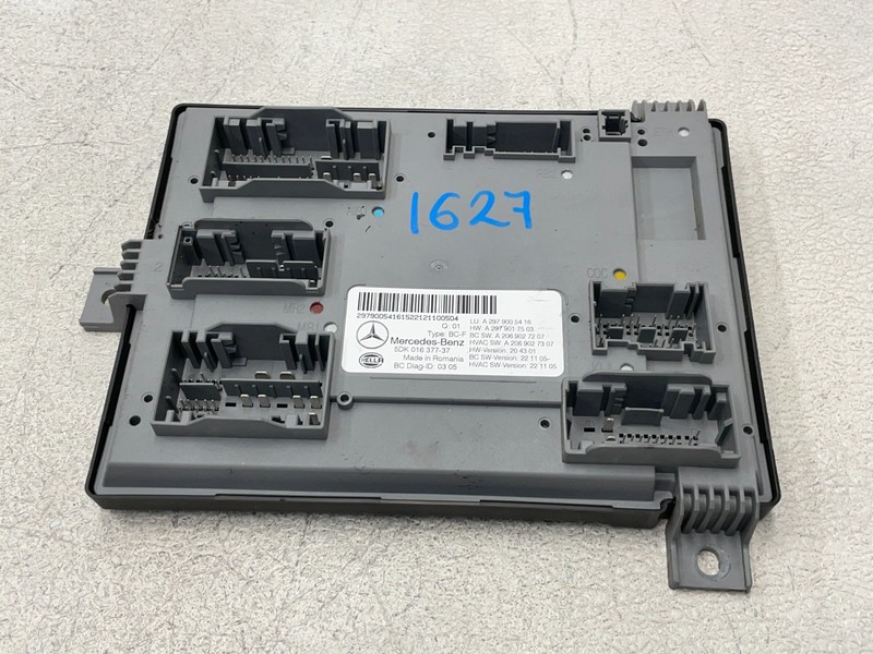 23 24 25 Mercedes EQS450 SUV X296 SAM Signal Activation Control Module 1627 OEM