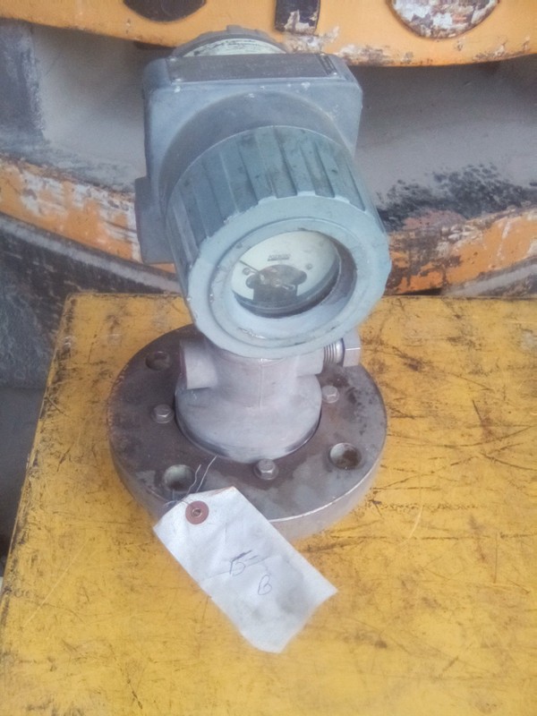 Foxboro 827DF-IS1NHKA1-C Electronic Transmitter