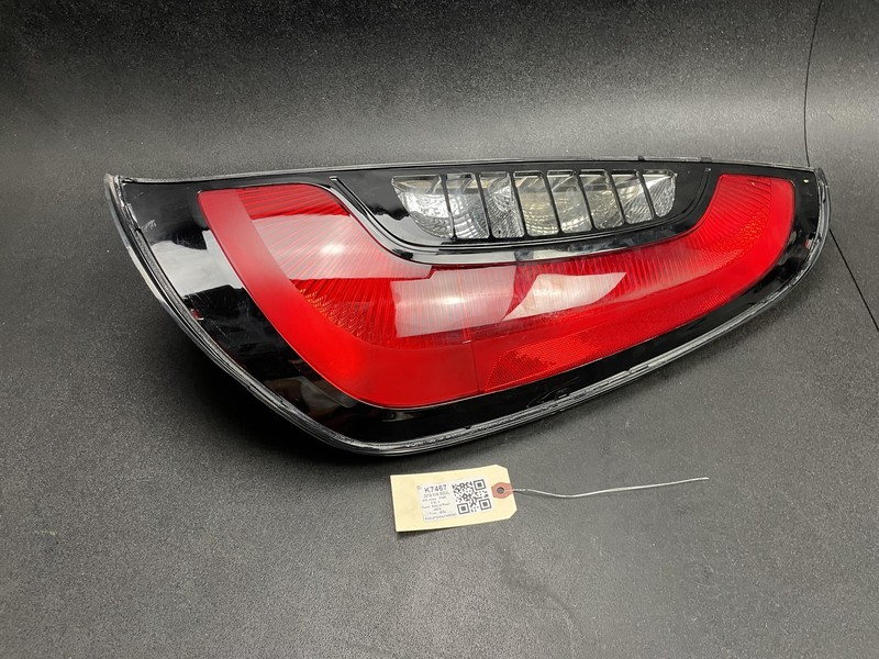 Rear Right Tail Light Lamp 2018 Kia Soul 92402-B2030 2014 2015 2016 2017 2019 X