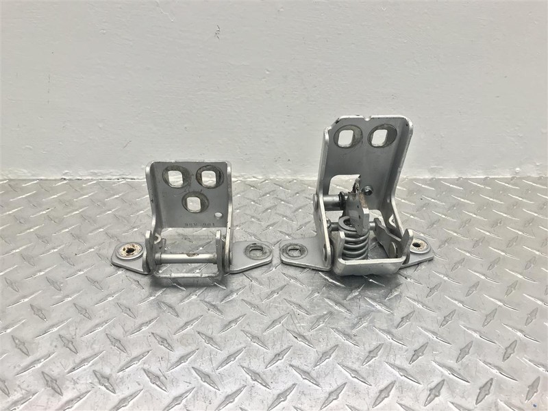 2003 DODGE RAM 1500 PASSENGER REAR DOOR HINGES PAIR OEM