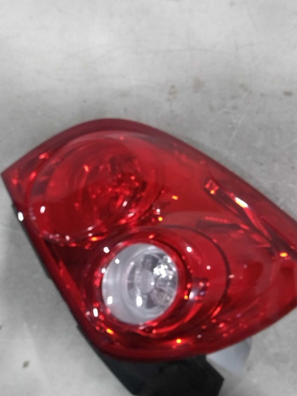 2015 Chevrolet Equinox Left Tail Light Assembly White OEM 254240 136k Miles