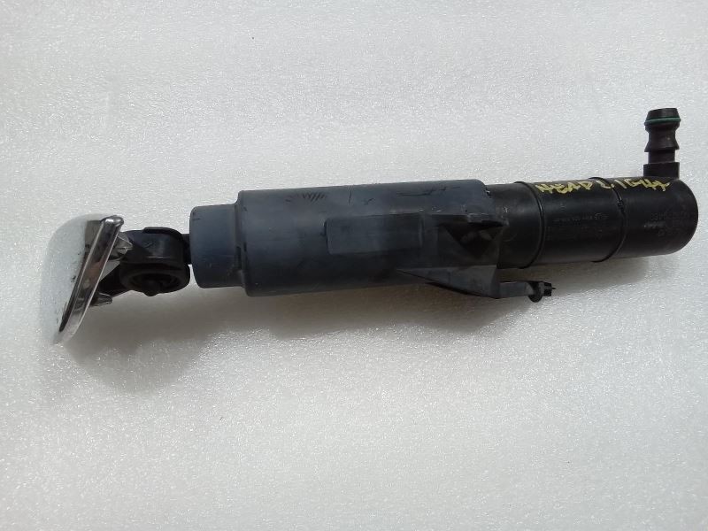 2007-2015 Mini R55 R56 R57 R58 R59 RHHeadlight Washer Pump Nozzle 61677157119
