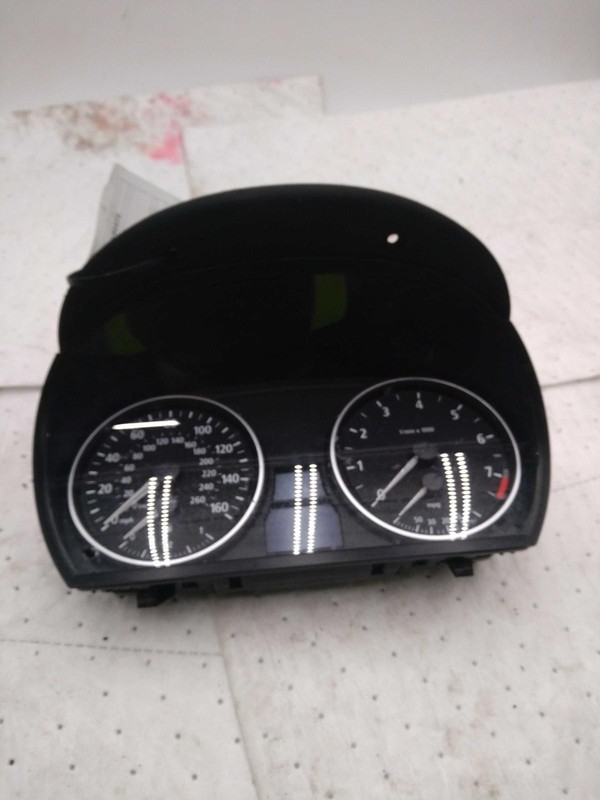 2006 BMW 325I Speedometer Gauge Blue OEM 62106983485 177K Miles