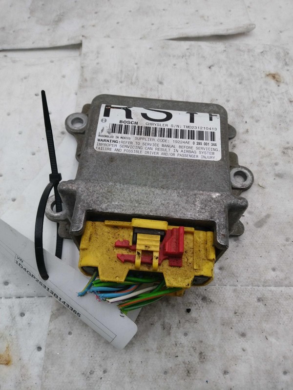 Used Air Bag Module fits: 2003 Dodge Caravan Air Bag behind center console Grade
