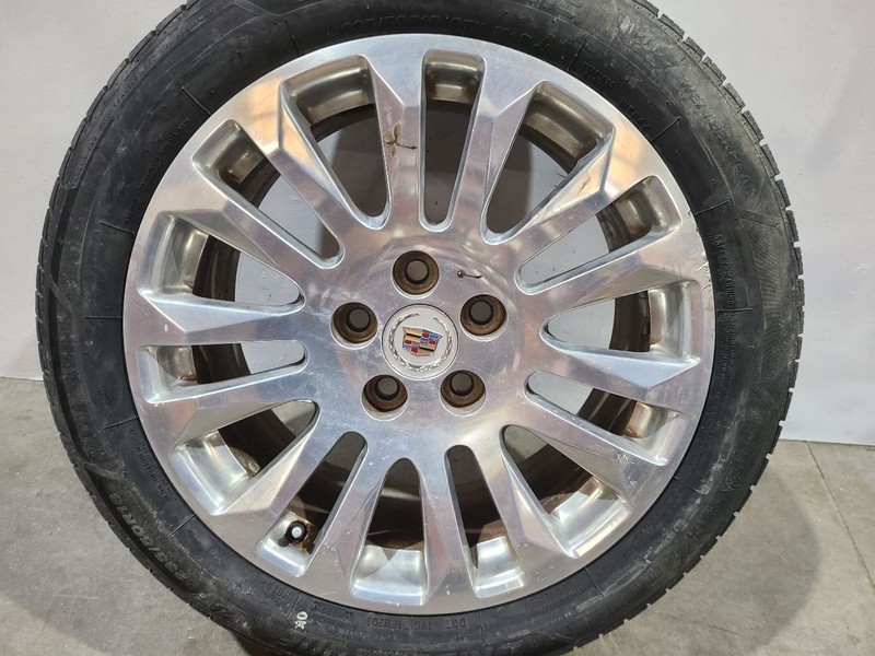 Wheel Coupe 18x8-1/2 14 Spoke Painted Opt Ruk Fits 10-14 CTS 588719