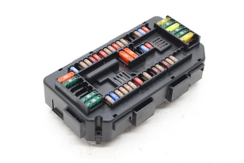 2014-2016 BMW 435i Convertible 3.0L RWD Engine Fuse Box 933787901