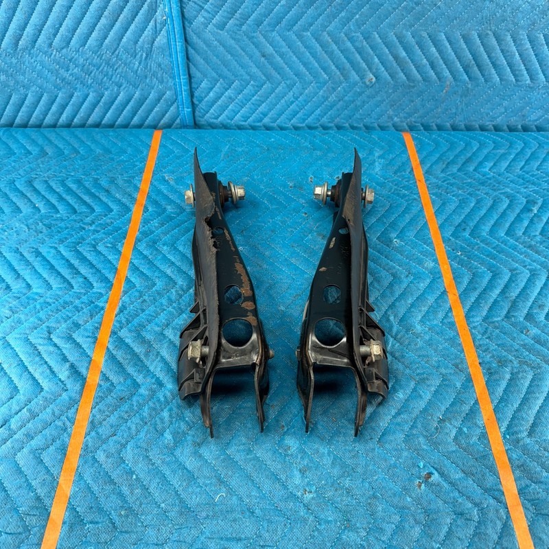 2016-2020 INFINITI QX60 Rear Right and Left Lower Control Arm OEM SET