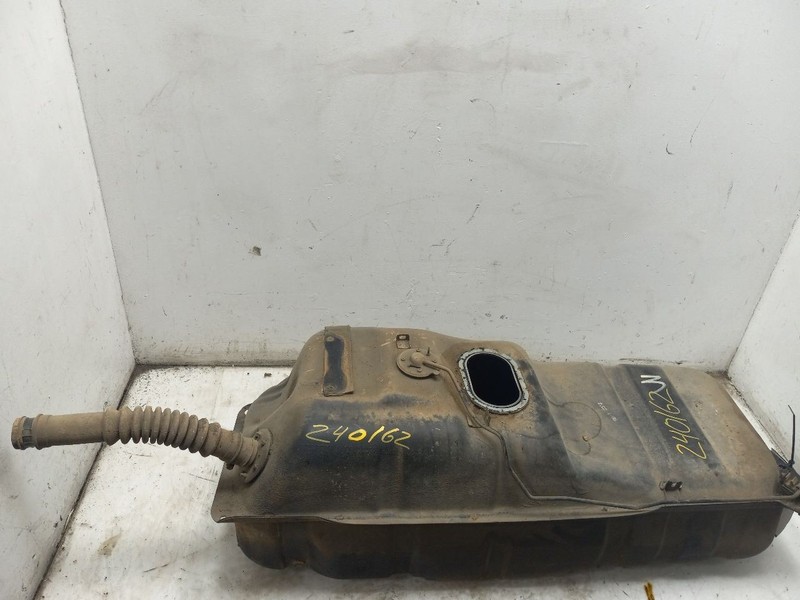 96-00 TOYOTA 4RUNNER 3.4L 4WD AT GAS FUEL TANK