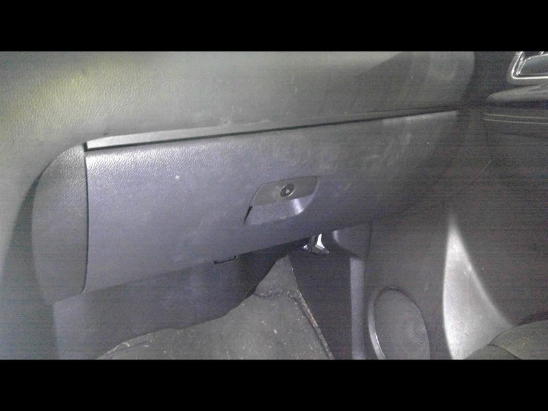 ESCALADE 2007-2014 Glove Box 1676346