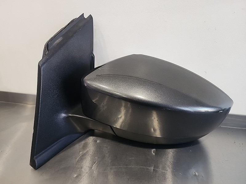 2017 Thru 2019 FORD ESCAPE OEM DRIVER SIDE POWER SIDE MIRROR MAGNETIC BLIND SPOT