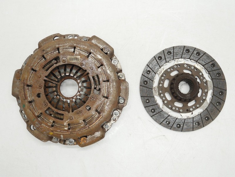 2008-2013 BMW M3 E90 E92 V8 S65 MT Manual Transmission Clutch Pressure Plate OEM