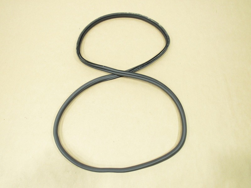 Porsche Cayman 718 2018 Rear Trunk Lid Weatherstrip Rubber Seal Gasket 17-24 |:M
