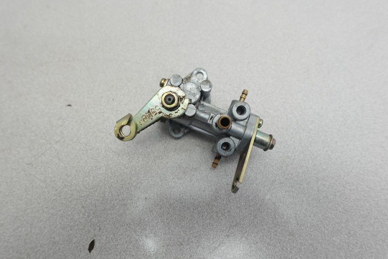 1999-2000 Trail RMK Super Sport Polaris OEM Engine Oil Injection Pump Ass'y