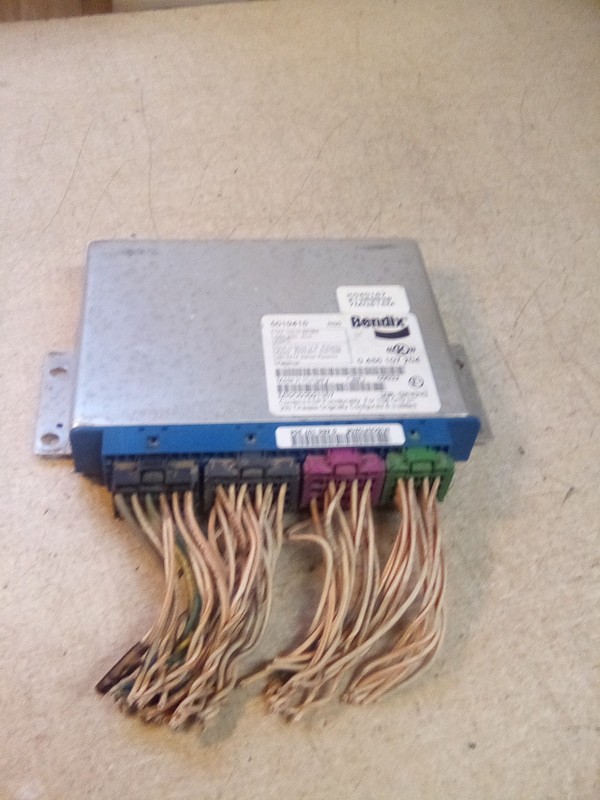 Bendix 0 486 107 204 ABS Control Module K040157, 5019416
