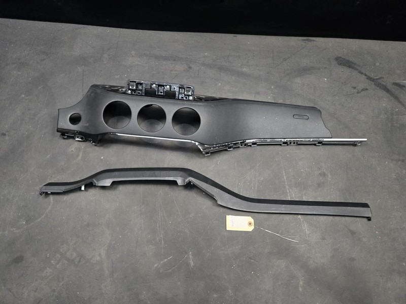 Dashboard Center Trim Panel Set 2022 Kia Stinger 84795-J5000 2023 X