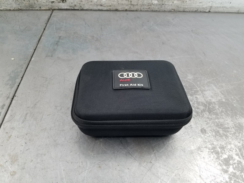 2018 Audi RS5 Quattro F5 First Aid Kit #2200 VV3