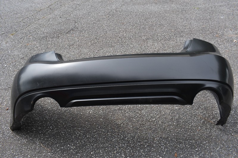 NISSAN MAXIMA REAR BUMPER 2016-2018 OEM 85022 4RA0H
