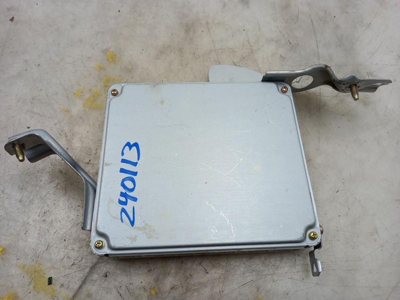 04 LEXUS ES330 ECU ELECTRONIC CONTROL MODULE 89661-33A40