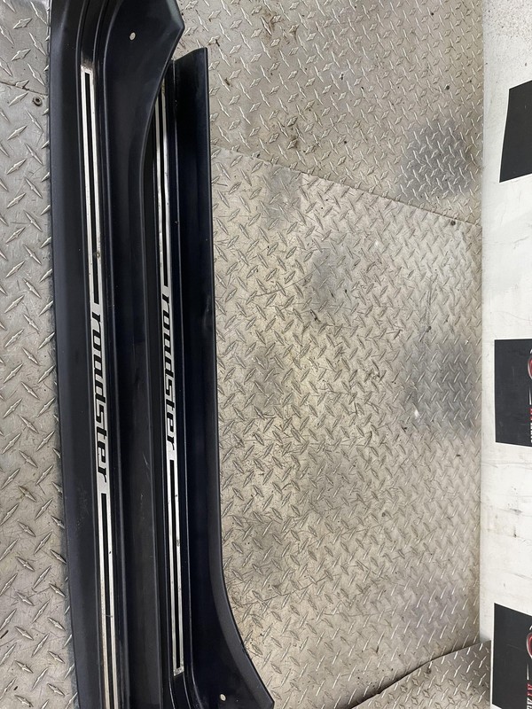 1996-2002 Bmw Z3 Sill Plates Replace Clips In Good Condition Oem Tested