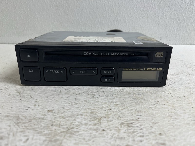 1990-1991 Lexus ES250 CD Disc Changer Pioneer 86270-32030 1 DIN Oem