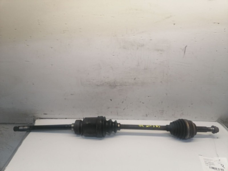 Passenger Right Axle Shaft Front Axle AWD Fits 03-06 VIBE 1456839