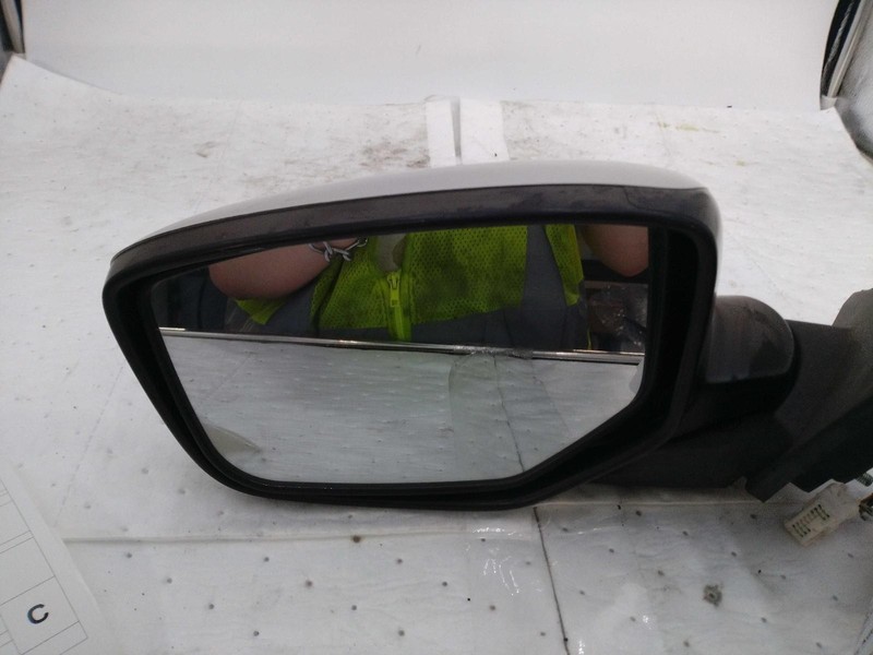 2010 Honda Crosstour Left Door Mirror Silver 37898 Used 150K Miles