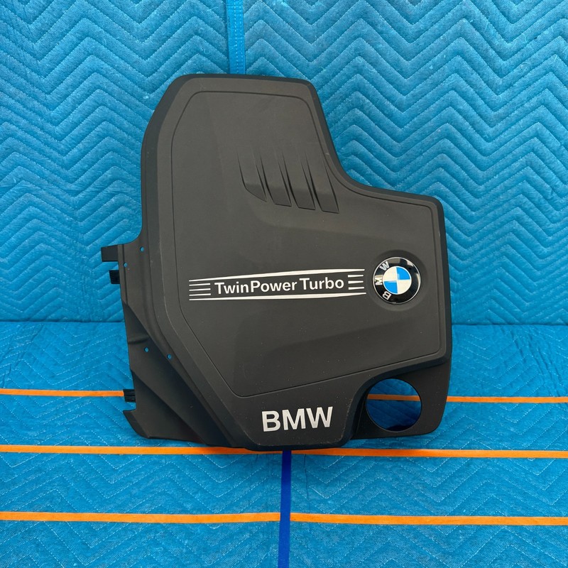 2012–2016 BMW 328i F30 Engine Cover OEM 11127636791