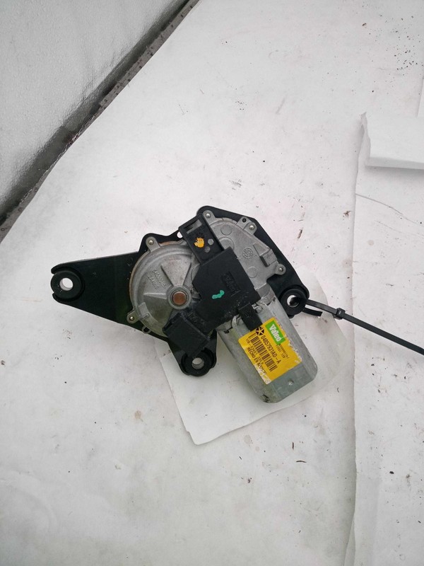 Used Back Glass Wiper Motor fits: 2005 Dodge CaravanGrade B