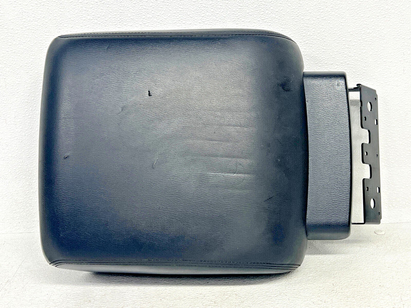 ⭐2011-2017 INFINITI QX56 QX80 FRONT CENTER CONSOLE ARMREST LID COVER OEM LOT2442