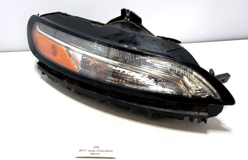 ✅ 14-18 OEM Jeep Cherokee Front Passenger Right Turn Signal Lamp Headlight