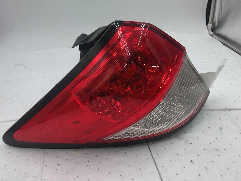 2020 Honda HR-V Left Tail Light Assembly Grey 677871 75K Miles OEM