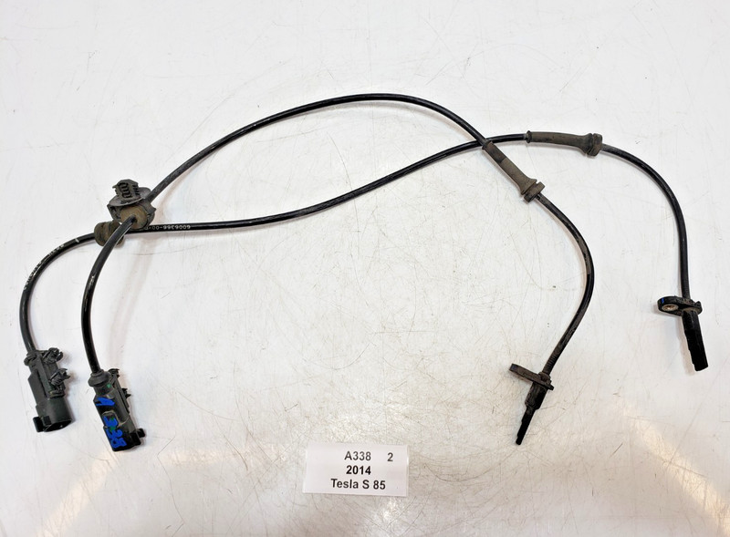 ✅ 12-16 OEM Tesla Model S Rear Left Right Brake Wheel Speed Sensor Module SET