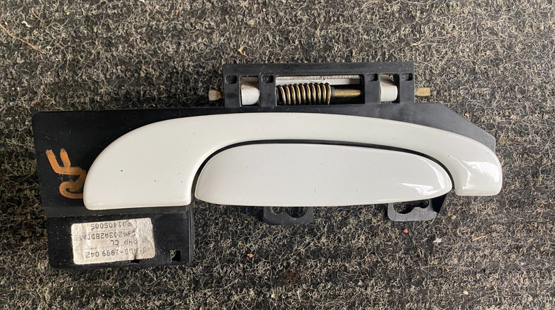 2000 01 02 JAGUAR S-TYPE RH RIGHT FRONT EXTERIOR HANDLE WHITE