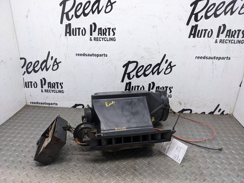 1984-96 C4 CORVETTE A/C Heater BOX,defroster; USED Corvette 1183887