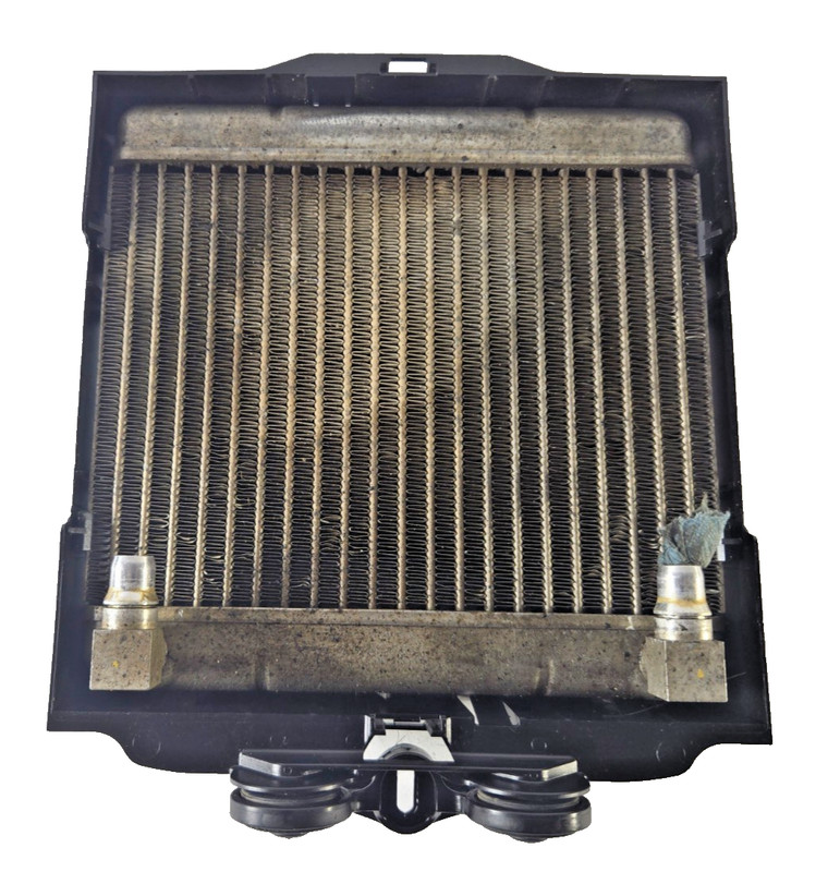 2010 2017 BMW 5 Series 550i Right Side Engine Oil Cooler Radiator OE 17217572542